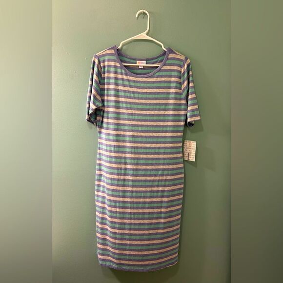 NWT … LULAROE “Size: L” Julia Dress - Picture 1 of 5